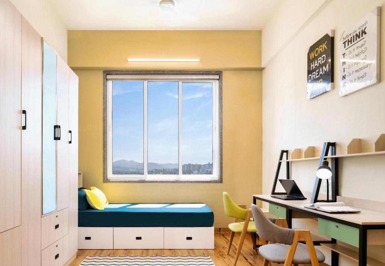 Couch & Cheese Homestel The Most Luxurious Hostel For Working Professionals & Students Pune Exterior photo
